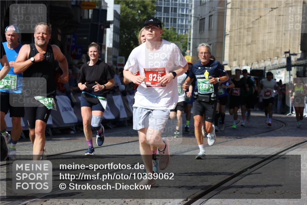13.09.2026 - 21. swb-Marathon Bremen Strokosch-Dieckow http://msf.ph/oto/10339062 13.09.2026 13:20:01 Ziel 161, 461, 926, 1010, 1232, 1281, 1468, 1535, 1642, 2870, 2906, 3319, 3966, 4101, 4479, 4480, 4977, 4978, 7037, 7140, 7655, 8185, 9082, 9359, 9984, 13163, 205, 655, 1058, 1390, 1537, 1750, 1931, 2122, 2343, 2807, 2885, 2903, 3685, 3690, 4287, 5340, 5389, 5583, 6663, 7341, 7531, 7664, 9518, 9756 meine-sportfotos.de