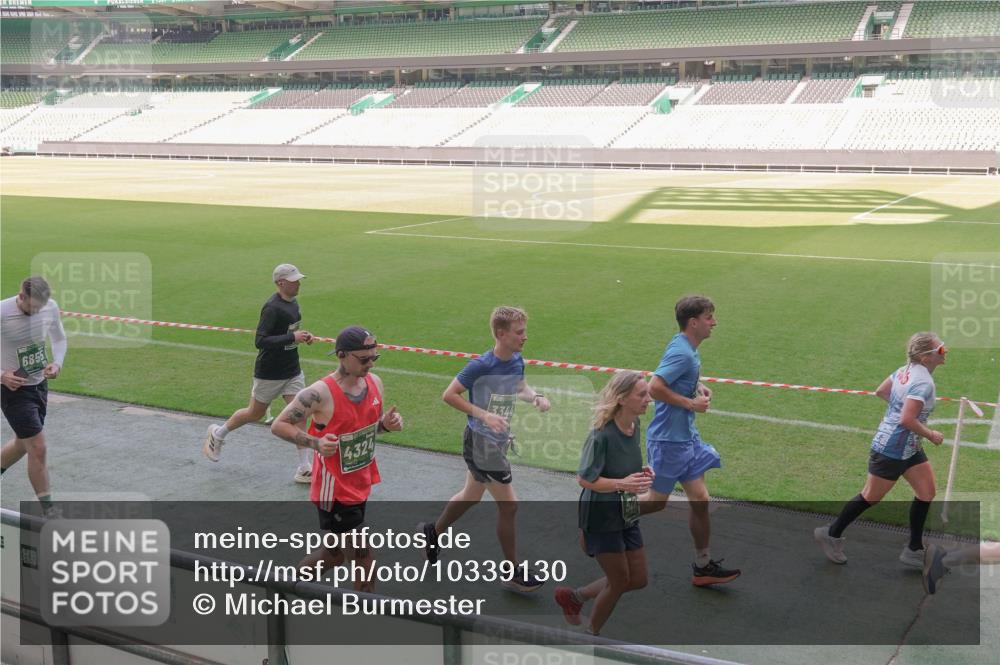 13.09.2026 - 21. swb-Marathon Bremen Michael Burmester http://msf.ph/oto/10339130 13.09.2026 13:18:01 Laufen im Stadion 134, 267, 271, 311, 404, 449, 486, 546, 588, 732, 753, 837, 921, 990, 1057, 1424, 1425, 1431, 1765, 1790, 1813, 1825, 1844, 1868, 1987, 2056, 2067, 2096, 2123, 2137, 2259, 2294, 2357, 2358, 2381, 2389, 2419, 2453, 2532, 2550, 2562, 2586, 2601, 2614, 2647, 2655, 2797, 2821, 2849, 2857, 2879, 2880, 2893, 2984, 2996, 2999, 3096, 3100, 3104, 3146, 3180, 3195, 3210, 3213, 3314, 3337, 3366, 3421, 3431, 3476, 3479, 3501, 3506, 3537, 3548, 3619, 3633, 3654, 3740, 3879, 4478 meine-sportfotos.de