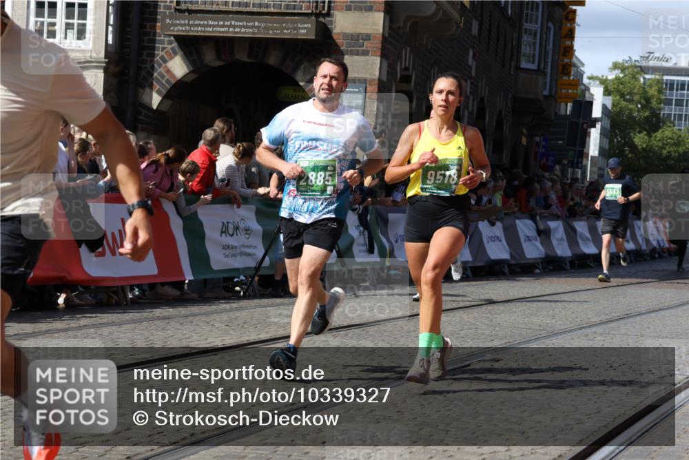 13.09.2026 - 21. swb-Marathon Bremen Strokosch-Dieckow http://msf.ph/oto/10339327 13.09.2026 13:20:10 Ziel 161, 411, 461, 495, 511, 1010, 1053, 1281, 1468, 1551, 1642, 1972, 2870, 2906, 3240, 3319, 3411, 3966, 4101, 4479, 4480, 5813, 7037, 7404, 7488, 7655, 8263, 9082, 9359, 9984, 13192, 201, 232, 334, 1197, 1750, 2122, 2577, 2953, 3685, 4351, 5137, 5450, 5583, 6901, 7018, 7664, 8178, 9047, 13222 meine-sportfotos.de