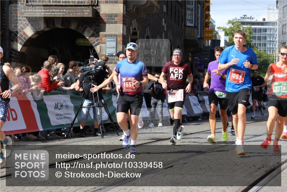 13.09.2026 - 21. swb-Marathon Bremen Strokosch-Dieckow http://msf.ph/oto/10339458 13.09.2026 13:20:19 Ziel 205, 411, 431, 495, 511, 1053, 1058, 1252, 1390, 1537, 1551, 1931, 1972, 2343, 2807, 2903, 3240, 3319, 3411, 3690, 4101, 4287, 5340, 5389, 5813, 5837, 6663, 7341, 7404, 7488, 7531, 8263, 9082, 13192, 201, 232, 334, 1197, 1528, 1646, 2493, 2577, 2953, 3813, 4351, 4357, 4358, 5137, 5450, 5493, 6495, 6496, 8178, 9047, 9721, 9949, 13222 meine-sportfotos.de