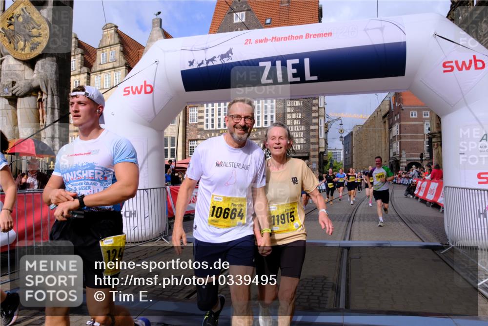 13.09.2026 - 21. swb-Marathon Bremen Tim E. http://msf.ph/oto/10339495 13.09.2026 11:09:38 Ziel 10314, 10556, 10664, 10686, 10694, 10769, 10823, 10981, 10983, 11091, 11225, 11764, 11882, 11883, 11914, 11915, 11987, 11995, 12155, 12322, 12491, 12532, 13607 meine-sportfotos.de