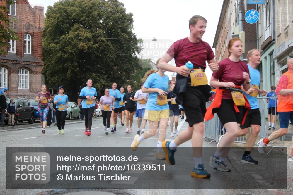 13.09.2026 - Kiel Lauf Markus Tischler http://msf.ph/oto/10339511 13.09.2026 11:01:54 Fleethörn 898, 2298, 2804, 1228, 12438 meine-sportfotos.de