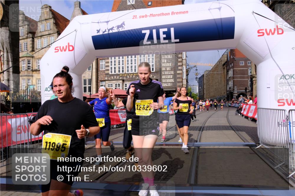 13.09.2026 - 21. swb-Marathon Bremen Tim E. http://msf.ph/oto/10339602 13.09.2026 11:09:42 Ziel 10314, 10556, 10664, 10686, 10694, 10769, 10823, 10981, 10983, 11225, 11764, 11882, 11883, 11914, 11915, 11995, 12322, 12474, 12491, 12532, 13607 meine-sportfotos.de