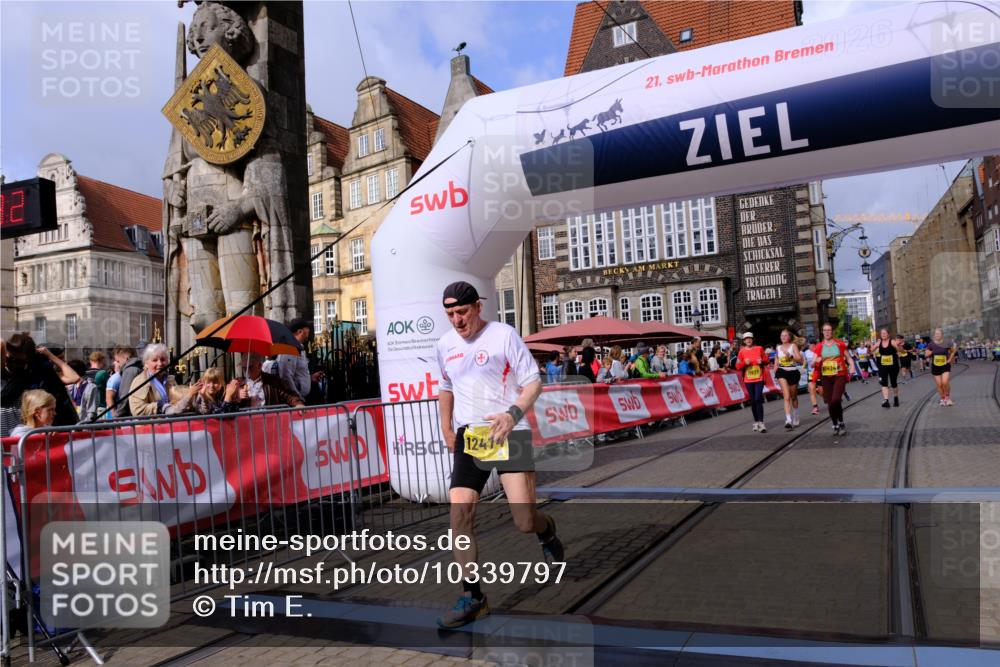 13.09.2026 - 21. swb-Marathon Bremen Tim E. http://msf.ph/oto/10339797 13.09.2026 11:09:49 Ziel 10234, 10386, 10417, 10424, 10556, 10696, 10712, 10769, 10785, 10823, 10981, 10990, 10991, 11192, 11225, 11882, 11883, 11914, 11937, 11995, 12322, 12409, 12474, 12532 meine-sportfotos.de