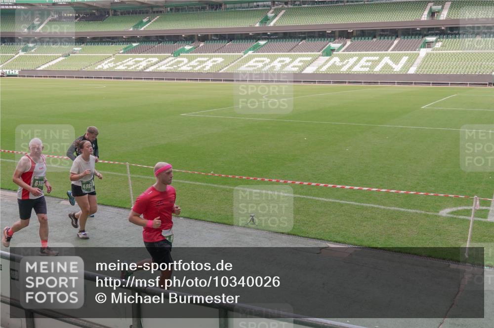 13.09.2026 - 21. swb-Marathon Bremen Michael Burmester http://msf.ph/oto/10340026 13.09.2026 13:20:16 Laufen im Stadion 333, 464, 512, 620, 704, 938, 1066, 1129, 1156, 1409, 1439, 1446, 1506, 1697, 1756, 1808, 1815, 1846, 1916, 2010, 2028, 2064, 2139, 2201, 2224, 2240, 2258, 2278, 2315, 2349, 2394, 2395, 2417, 2437, 2501, 2519, 2533, 2557, 2563, 2588, 2622, 2626, 2689, 2694, 2695, 2702, 2703, 2722, 2736, 2756, 2786, 2793, 2843, 2845, 2886, 2944, 2983, 3004, 3017, 3018, 3031, 3035, 3036, 3037, 3046, 3059, 3070, 3072, 3074, 3102, 3116, 3139, 3189, 3198, 3243, 3263, 3264, 3287, 3310, 3315 meine-sportfotos.de