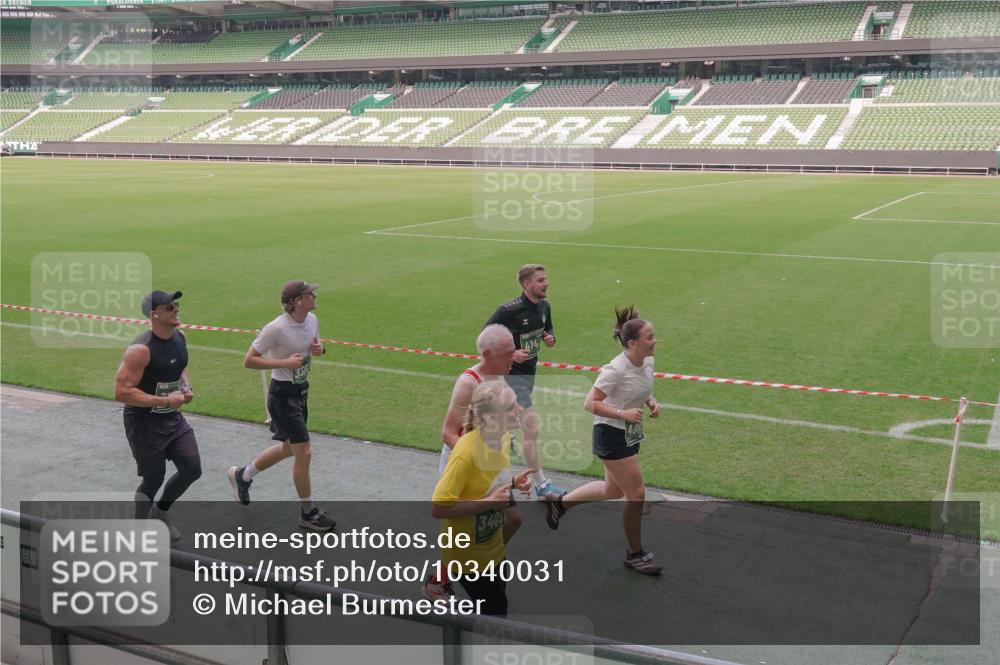 13.09.2026 - 21. swb-Marathon Bremen Michael Burmester http://msf.ph/oto/10340031 13.09.2026 13:20:17 Laufen im Stadion 333, 464, 512, 620, 704, 938, 1066, 1129, 1156, 1409, 1439, 1446, 1506, 1697, 1756, 1808, 1815, 1846, 1916, 2010, 2028, 2064, 2139, 2201, 2224, 2240, 2258, 2278, 2315, 2349, 2394, 2395, 2414, 2417, 2437, 2501, 2519, 2533, 2557, 2563, 2588, 2622, 2626, 2689, 2694, 2695, 2702, 2703, 2722, 2736, 2756, 2786, 2793, 2843, 2845, 2886, 2983, 3004, 3010, 3017, 3018, 3031, 3035, 3036, 3037, 3046, 3059, 3070, 3072, 3074, 3102, 3116, 3139, 3189, 3198, 3243, 3263, 3264, 3287, 3310, 3315 meine-sportfotos.de