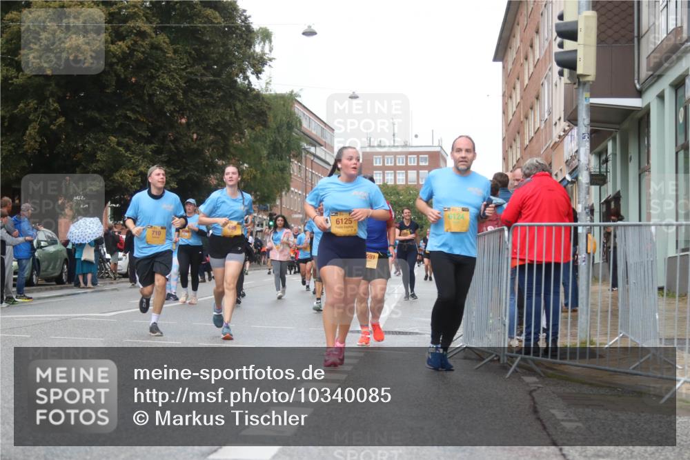 13.09.2026 - Kiel Lauf Markus Tischler http://msf.ph/oto/10340085 13.09.2026 11:03:59 Fleethörn 710, 458, 6125, 591, 6124 meine-sportfotos.de