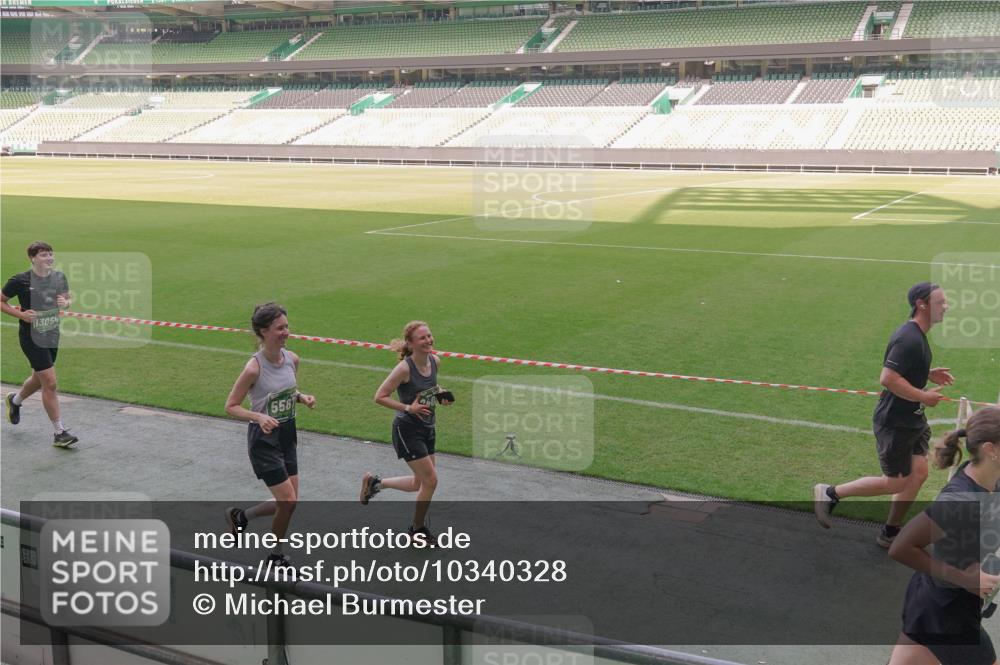 13.09.2026 - 21. swb-Marathon Bremen Michael Burmester http://msf.ph/oto/10340328 13.09.2026 13:20:48 Laufen im Stadion 333, 423, 441, 464, 601, 620, 704, 782, 938, 1066, 1094, 1129, 1156, 1158, 1177, 1316, 1409, 1439, 1446, 1518, 1676, 1697, 1756, 1808, 1815, 1846, 1916, 2010, 2028, 2064, 2139, 2201, 2258, 2278, 2315, 2349, 2394, 2395, 2414, 2417, 2437, 2501, 2519, 2533, 2551, 2588, 2626, 2689, 2694, 2695, 2702, 2722, 2736, 2756, 2793, 2828, 2886, 2954, 3004, 3010, 3017, 3018, 3035, 3036, 3037, 3059, 3070, 3074, 3102, 3116, 3139, 3144, 3243, 3263, 3264, 3310, 3315 meine-sportfotos.de