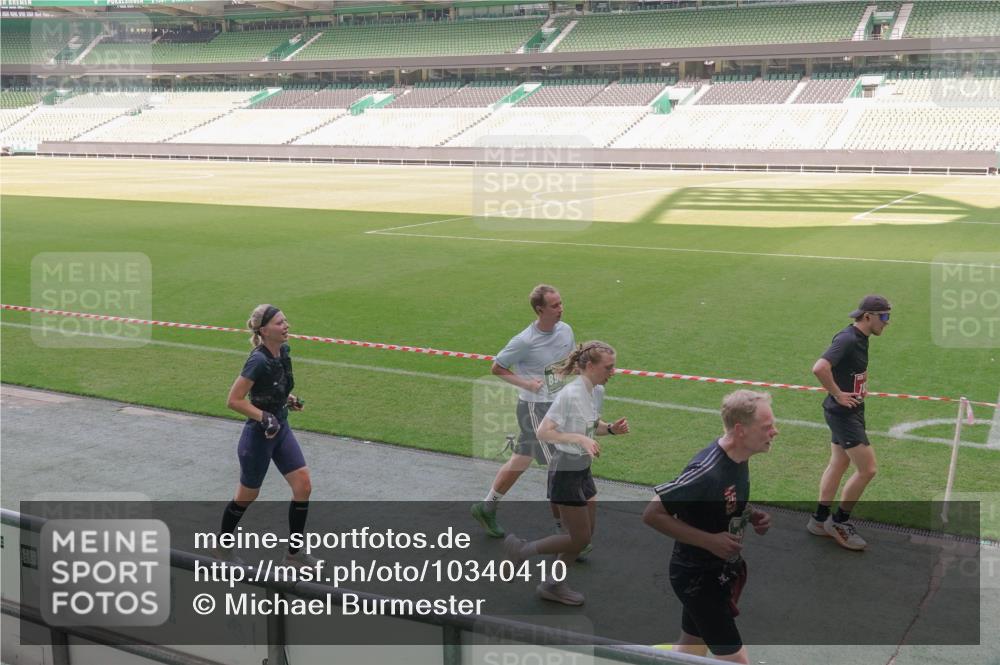 13.09.2026 - 21. swb-Marathon Bremen Michael Burmester http://msf.ph/oto/10340410 13.09.2026 13:21:00 Laufen im Stadion 258, 351, 423, 441, 464, 601, 620, 704, 782, 851, 1060, 1066, 1094, 1129, 1156, 1158, 1177, 1316, 1344, 1409, 1439, 1446, 1518, 1676, 1697, 1756, 1808, 1815, 1846, 1916, 2010, 2028, 2064, 2139, 2201, 2258, 2278, 2349, 2394, 2395, 2414, 2417, 2437, 2501, 2519, 2533, 2551, 2588, 2626, 2694, 2695, 2702, 2722, 2736, 2756, 2793, 2828, 2886, 2954, 2995, 3004, 3010, 3017, 3018, 3022, 3034, 3035, 3036, 3037, 3059, 3070, 3074, 3102, 3116, 3139, 3144, 3225, 3243, 3263, 3264, 3310, 3315 meine-sportfotos.de