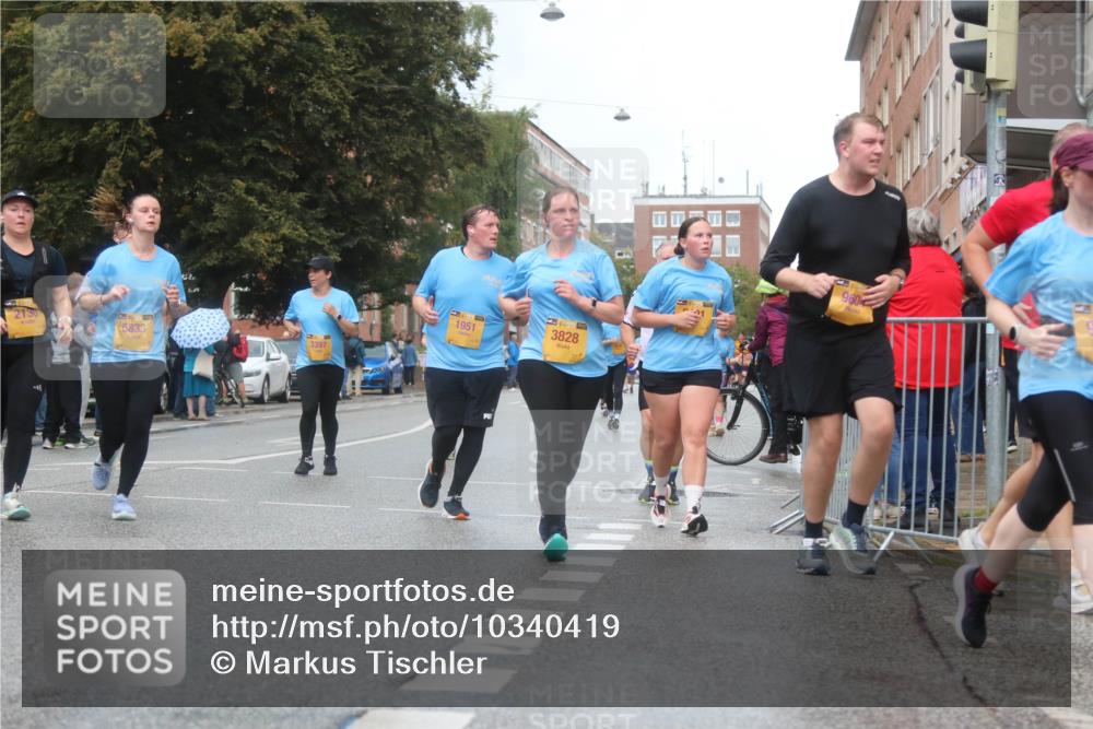 13.09.2026 - Kiel Lauf Markus Tischler http://msf.ph/oto/10340419 13.09.2026 11:05:14 Fleethörn 2130, 5833, 3397, 1951, 3828 meine-sportfotos.de