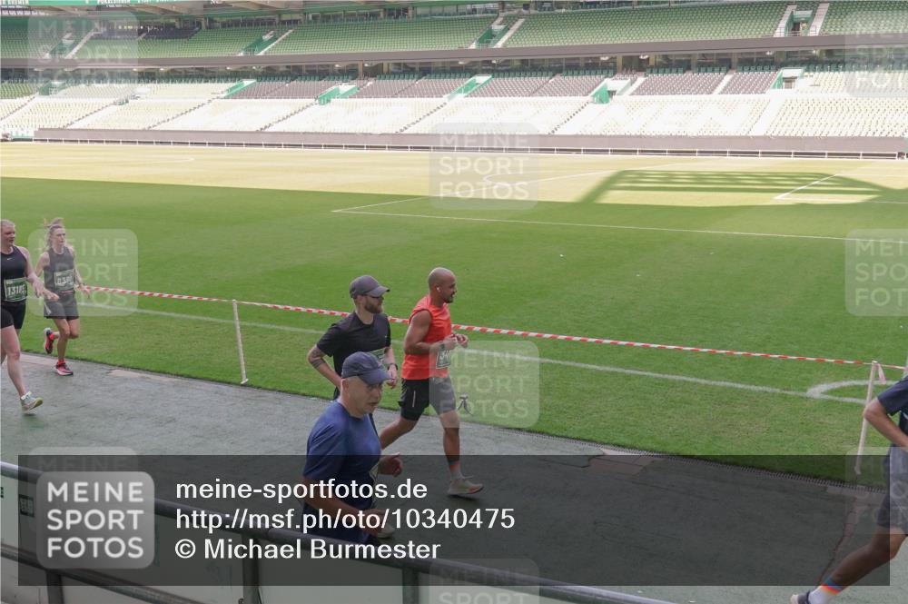 13.09.2026 - 21. swb-Marathon Bremen Michael Burmester http://msf.ph/oto/10340475 13.09.2026 13:21:07 Laufen im Stadion 258, 351, 423, 441, 464, 601, 620, 704, 782, 851, 1060, 1066, 1094, 1129, 1158, 1177, 1316, 1344, 1409, 1439, 1446, 1518, 1676, 1697, 1729, 1756, 1808, 1815, 1846, 1916, 2010, 2028, 2064, 2139, 2201, 2258, 2278, 2349, 2394, 2395, 2414, 2417, 2437, 2501, 2519, 2533, 2551, 2588, 2652, 2694, 2695, 2736, 2756, 2793, 2828, 2886, 2954, 2995, 3004, 3010, 3017, 3018, 3022, 3034, 3035, 3036, 3037, 3059, 3070, 3074, 3102, 3139, 3144, 3225, 3243, 3264, 3310, 3315 meine-sportfotos.de