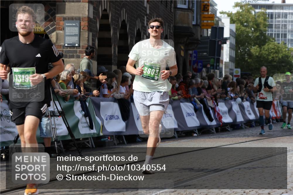 13.09.2026 - 21. swb-Marathon Bremen Strokosch-Dieckow http://msf.ph/oto/10340554 13.09.2026 13:26:25 Ziel 1896, 2062, 2666, 2708, 3248, 3516, 4067, 4476, 4723, 4724, 5558, 5701, 5854, 5906, 6605, 6886, 7638, 8361, 8592, 8635, 9266, 9794, 1368, 2779, 3526, 4077, 6375, 6548, 9260 meine-sportfotos.de