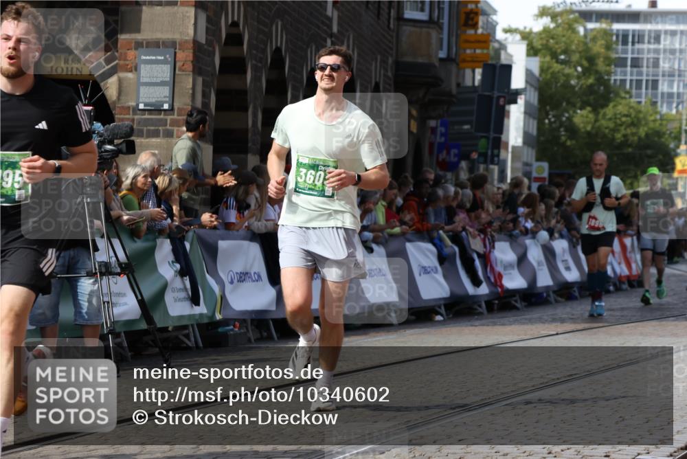 13.09.2026 - 21. swb-Marathon Bremen Strokosch-Dieckow http://msf.ph/oto/10340602 13.09.2026 13:26:25 Ziel 1896, 2062, 2666, 2708, 3248, 3516, 4067, 4476, 4723, 4724, 5558, 5701, 5854, 5906, 6605, 6886, 7638, 8361, 8592, 8635, 9266, 9794, 1368, 2779, 3526, 4077, 6375, 6548, 9260 meine-sportfotos.de