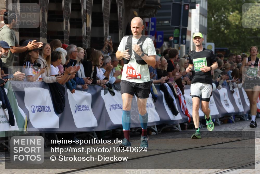 13.09.2026 - 21. swb-Marathon Bremen Strokosch-Dieckow http://msf.ph/oto/10340624 13.09.2026 13:26:28 Ziel 1896, 2062, 2666, 3248, 3516, 3983, 4476, 4723, 4724, 5558, 5854, 5906, 5934, 6605, 6886, 8361, 8592, 8635, 9266, 9794, 1368, 2779, 3526, 3852, 4077, 4598, 6289, 6375, 6548, 9260 meine-sportfotos.de