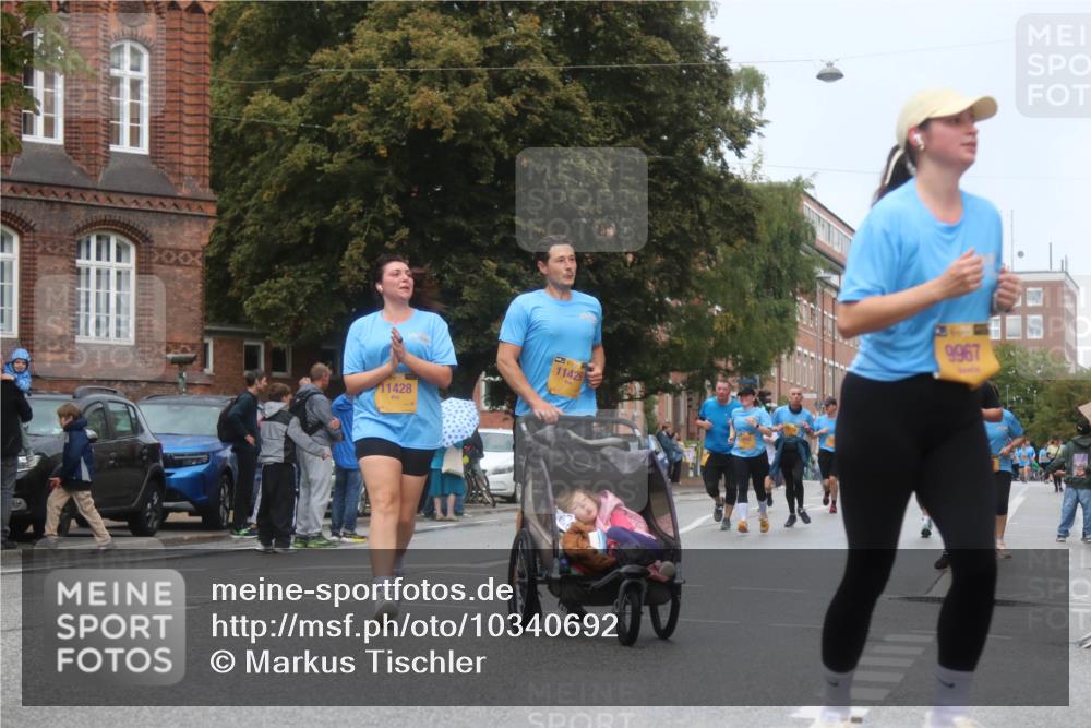 13.09.2026 - Kiel Lauf Markus Tischler http://msf.ph/oto/10340692 13.09.2026 11:06:59 Fleethörn 11428, 3, 11429, 9967 meine-sportfotos.de
