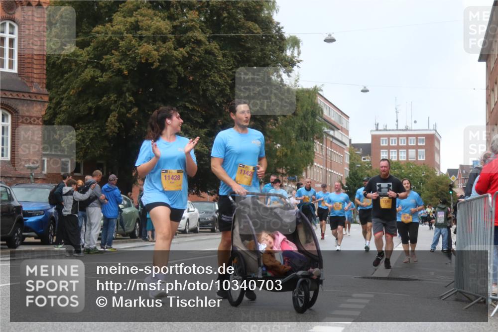 13.09.2026 - Kiel Lauf Markus Tischler http://msf.ph/oto/10340703 13.09.2026 11:07:00 Fleethörn 11428, 11429, 1334, 9168 meine-sportfotos.de
