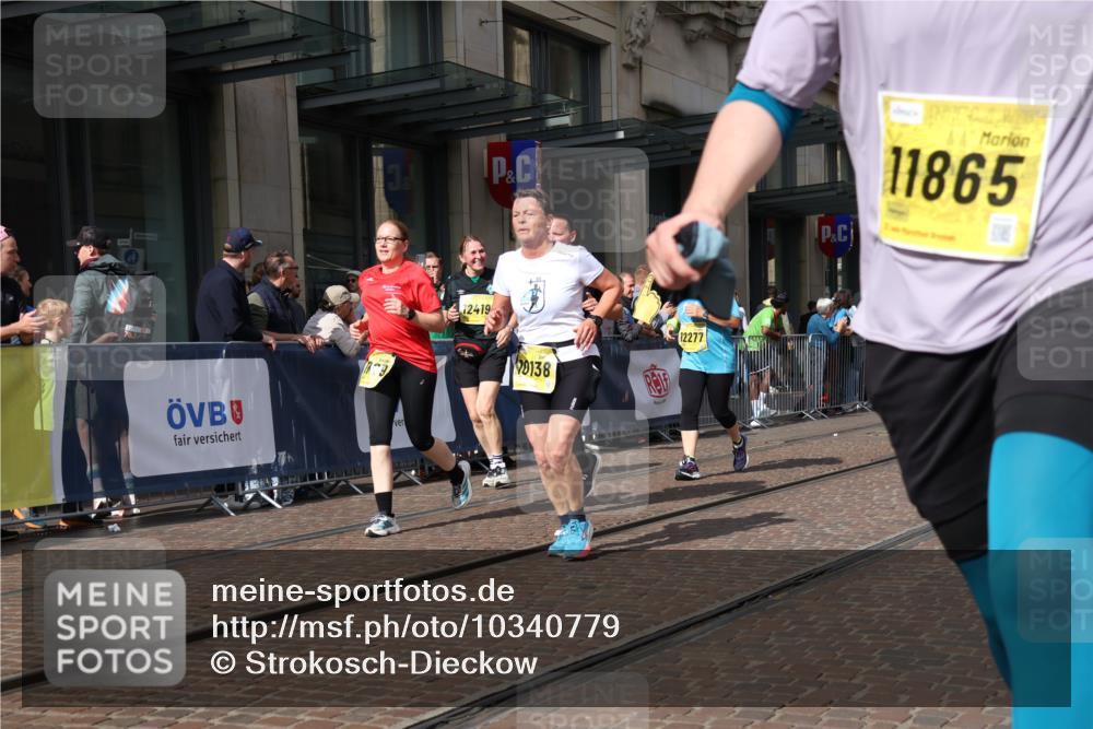 13.09.2026 - 21. swb-Marathon Bremen Strokosch-Dieckow http://msf.ph/oto/10340779 13.09.2026 11:07:20 Ziel 10138, 10279, 10280, 10363, 10364, 10501, 10505, 10580, 10595, 10661, 10695, 10830, 10871, 10907, 10935, 10937, 11037, 11223, 11515, 11643, 11767, 11899, 11924, 11934, 12097, 12167, 12168, 12194, 12210, 12277, 12307, 12419, 12509, 12511, 12512, 10156, 10205, 10360, 10488, 10748, 11100, 11123, 11246, 11393, 11417, 11439, 11600, 11684, 11696, 11759, 11822, 11823, 11865, 11917, 12020, 12173, 12255, 12266 meine-sportfotos.de