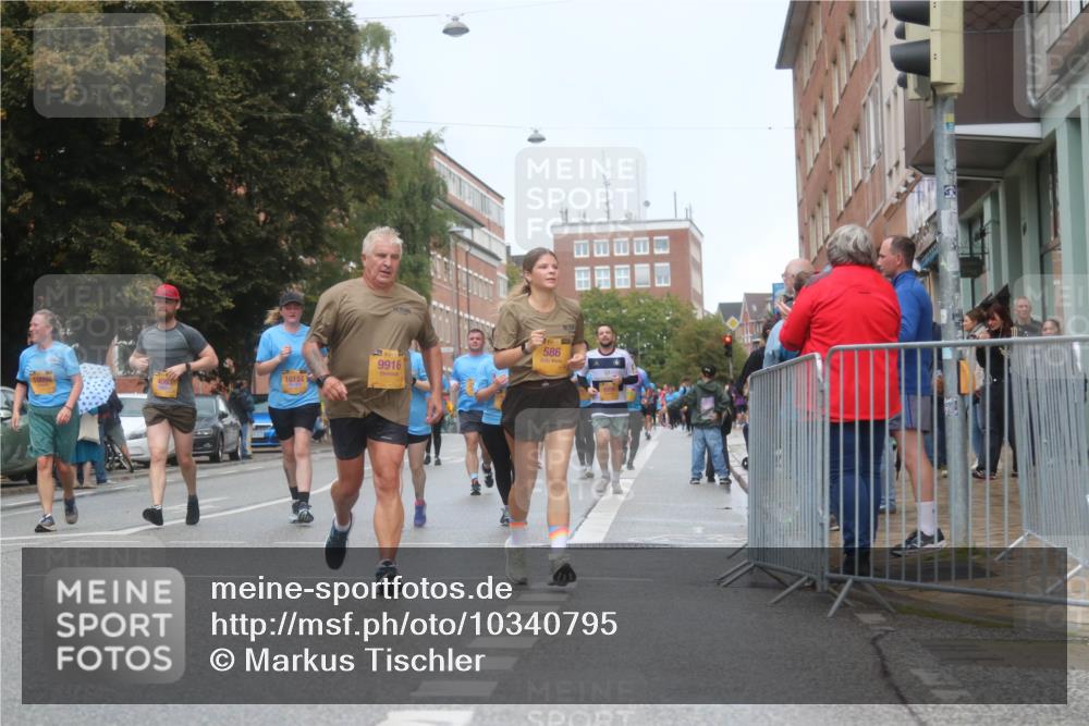 13.09.2026 - Kiel Lauf Markus Tischler http://msf.ph/oto/10340795 13.09.2026 11:07:34 Fleethörn 10090, 10154, 9916, 3, 39, 586 meine-sportfotos.de