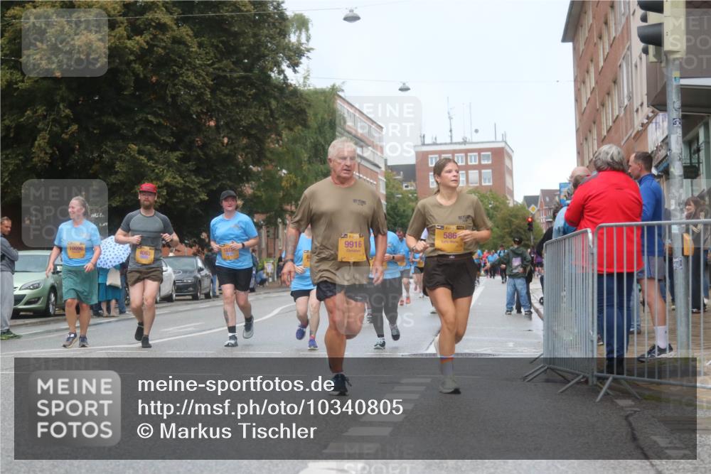 13.09.2026 - Kiel Lauf Markus Tischler http://msf.ph/oto/10340805 13.09.2026 11:07:35 Fleethörn 4063, 10090, 101, 3, 1015, 9916, 586, 101 meine-sportfotos.de