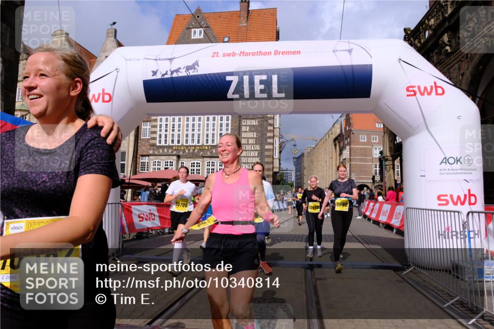 13.09.2026 - 21. swb-Marathon Bremen Tim E. http://msf.ph/oto/10340814 13.09.2026 11:10:39 Ziel 10002, 10169, 10361, 10362, 10706, 10719, 10791, 10890, 10963, 11080, 11382, 11725, 11732, 11933, 11957, 11982, 12117, 12227, 12293, 12454, 12550 meine-sportfotos.de