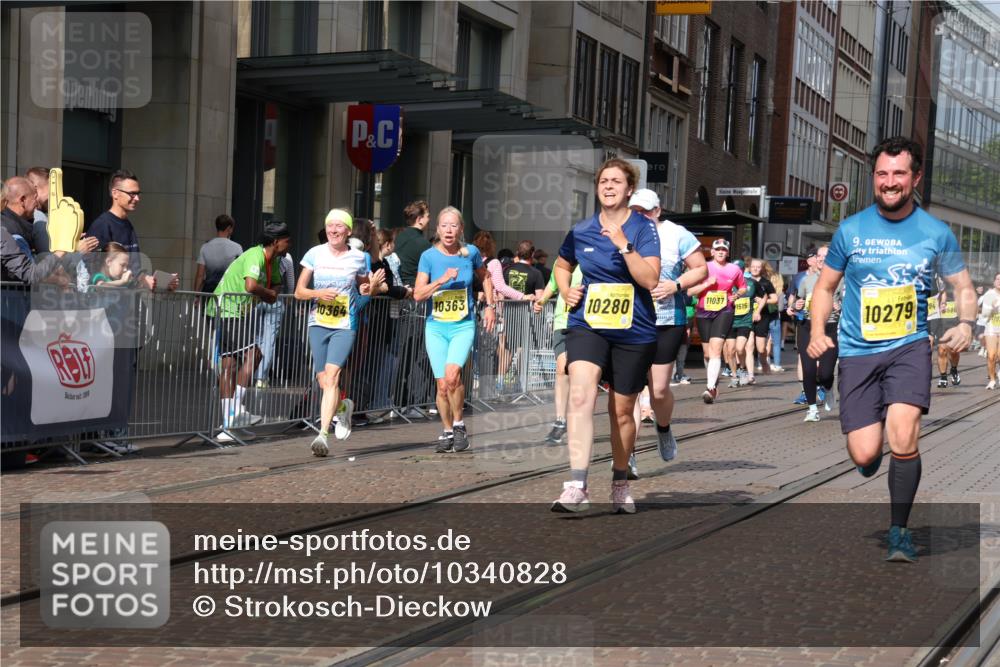 13.09.2026 - 21. swb-Marathon Bremen Strokosch-Dieckow http://msf.ph/oto/10340828 13.09.2026 11:07:22 Ziel 10138, 10279, 10280, 10363, 10364, 10501, 10505, 10580, 10595, 10661, 10674, 10830, 10871, 10907, 10935, 10937, 11037, 11223, 11515, 11643, 11767, 11899, 11924, 11934, 12024, 12097, 12167, 12168, 12194, 12210, 12277, 12307, 12419, 12509, 12511, 12512, 10156, 10205, 10360, 10488, 10695, 10748, 11100, 11123, 11246, 11393, 11417, 11439, 11600, 11684, 11696, 11759, 11767, 11822, 11823, 11865, 11917, 12020, 12173, 12210, 12255, 12266 meine-sportfotos.de