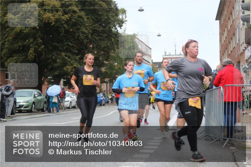 13.09.2026 - Kiel Lauf Markus Tischler http://msf.ph/oto/10340863 13.09.2026 11:07:54 Fleethörn 6756, 585, 39, 920, 849 meine-sportfotos.de