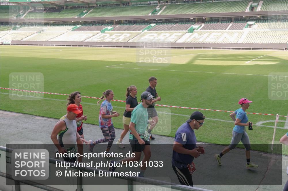 13.09.2026 - 21. swb-Marathon Bremen Michael Burmester http://msf.ph/oto/10341033 13.09.2026 13:22:17 Laufen im Stadion 128, 160, 211, 258, 343, 351, 423, 441, 571, 601, 620, 782, 851, 892, 1060, 1094, 1157, 1158, 1177, 1178, 1259, 1316, 1344, 1417, 1518, 1657, 1669, 1676, 1691, 1729, 1746, 1788, 1808, 1883, 2201, 2213, 2258, 2290, 2414, 2433, 2475, 2504, 2526, 2551, 2619, 2632, 2652, 2660, 2685, 2711, 2736, 2828, 2954, 2964, 2995, 3010, 3022, 3034, 3070, 3074, 3144, 3225, 3347, 3351, 3505, 3530, 3682, 3784, 4020, 4054, 4406, 4407, 4431, 4584, 1506 meine-sportfotos.de