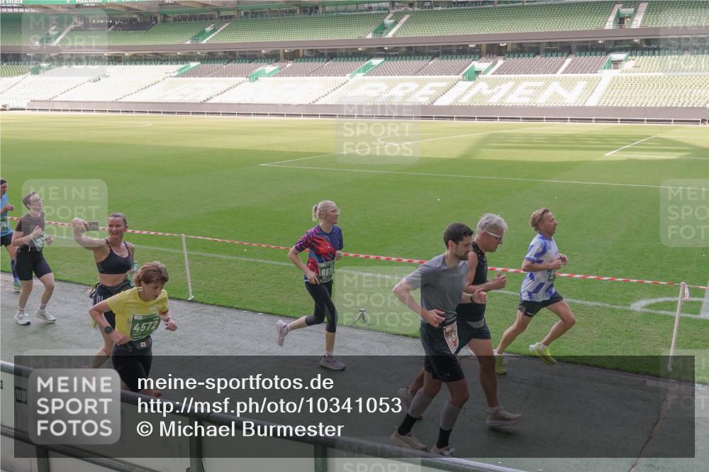 13.09.2026 - 21. swb-Marathon Bremen Michael Burmester http://msf.ph/oto/10341053 13.09.2026 13:22:20 Laufen im Stadion 128, 160, 211, 258, 343, 351, 423, 441, 571, 601, 609, 620, 782, 851, 892, 1060, 1094, 1157, 1158, 1177, 1178, 1259, 1316, 1344, 1417, 1518, 1657, 1669, 1676, 1691, 1729, 1746, 1788, 1808, 1883, 2201, 2213, 2258, 2290, 2414, 2433, 2475, 2504, 2526, 2551, 2619, 2632, 2652, 2660, 2685, 2711, 2736, 2828, 2954, 2964, 2995, 3010, 3022, 3034, 3070, 3074, 3144, 3225, 3252, 3347, 3351, 3505, 3530, 3682, 3784, 4020, 4054, 4231, 4406, 4407, 4431, 4584, 1506 meine-sportfotos.de