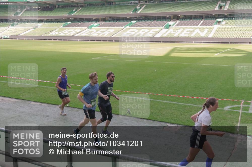13.09.2026 - 21. swb-Marathon Bremen Michael Burmester http://msf.ph/oto/10341201 13.09.2026 13:22:38 Laufen im Stadion 128, 160, 211, 258, 343, 351, 423, 441, 533, 571, 601, 609, 708, 782, 851, 892, 1060, 1094, 1157, 1177, 1178, 1259, 1316, 1331, 1344, 1417, 1518, 1657, 1669, 1691, 1729, 1746, 1788, 1883, 2213, 2290, 2433, 2475, 2504, 2526, 2551, 2619, 2632, 2652, 2660, 2685, 2711, 2828, 2954, 2964, 2995, 3022, 3034, 3144, 3225, 3252, 3347, 3351, 3423, 3447, 3505, 3530, 3559, 3682, 3727, 3784, 3819, 4020, 4054, 4231, 4406, 4407, 4431, 4466, 4467, 4584, 1506 meine-sportfotos.de