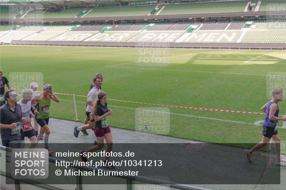 13.09.2026 - 21. swb-Marathon Bremen Michael Burmester http://msf.ph/oto/10341213 13.09.2026 13:22:40 Laufen im Stadion 128, 160, 211, 258, 343, 351, 423, 441, 533, 571, 601, 609, 708, 782, 851, 892, 1060, 1094, 1157, 1177, 1178, 1259, 1316, 1331, 1344, 1417, 1518, 1657, 1669, 1691, 1729, 1746, 1788, 1883, 2213, 2290, 2433, 2475, 2504, 2526, 2551, 2619, 2632, 2652, 2660, 2685, 2711, 2828, 2954, 2964, 2995, 3022, 3034, 3144, 3225, 3252, 3347, 3351, 3423, 3447, 3505, 3530, 3559, 3682, 3727, 3784, 3819, 4020, 4054, 4231, 4406, 4407, 4431, 4466, 4467, 4584, 1506 meine-sportfotos.de