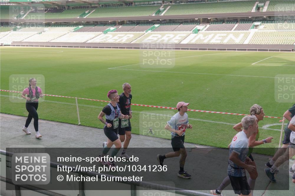 13.09.2026 - 21. swb-Marathon Bremen Michael Burmester http://msf.ph/oto/10341236 13.09.2026 13:22:42 Laufen im Stadion 128, 160, 211, 258, 343, 351, 423, 441, 533, 571, 601, 609, 708, 782, 851, 892, 1060, 1094, 1157, 1177, 1178, 1259, 1316, 1331, 1344, 1417, 1518, 1657, 1669, 1691, 1729, 1746, 1788, 1883, 2213, 2290, 2433, 2475, 2504, 2526, 2551, 2619, 2632, 2652, 2660, 2685, 2711, 2828, 2954, 2964, 2995, 3022, 3034, 3225, 3252, 3347, 3351, 3423, 3447, 3505, 3530, 3559, 3682, 3727, 3770, 3784, 3819, 4020, 4054, 4231, 4406, 4407, 4431, 4466, 4467, 4584, 1506 meine-sportfotos.de