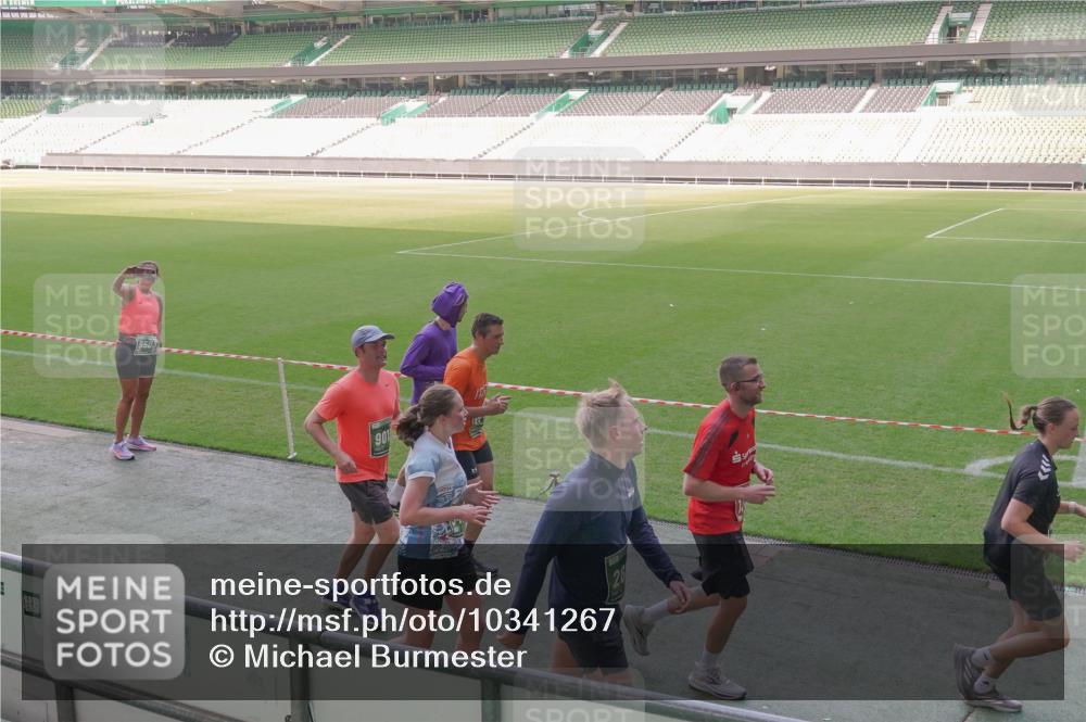 13.09.2026 - 21. swb-Marathon Bremen Michael Burmester http://msf.ph/oto/10341267 13.09.2026 13:22:49 Laufen im Stadion 128, 160, 211, 258, 343, 351, 423, 434, 441, 533, 571, 601, 609, 708, 851, 892, 1060, 1094, 1157, 1178, 1259, 1331, 1344, 1417, 1518, 1657, 1669, 1691, 1729, 1746, 1788, 1883, 2213, 2290, 2433, 2475, 2504, 2526, 2619, 2632, 2652, 2660, 2685, 2711, 2828, 2954, 2964, 2968, 2995, 3022, 3034, 3225, 3252, 3282, 3292, 3347, 3351, 3395, 3423, 3447, 3505, 3530, 3559, 3682, 3727, 3770, 3784, 3819, 4020, 4054, 4231, 4406, 4407, 4431, 4466, 4467, 4584, 1506 meine-sportfotos.de