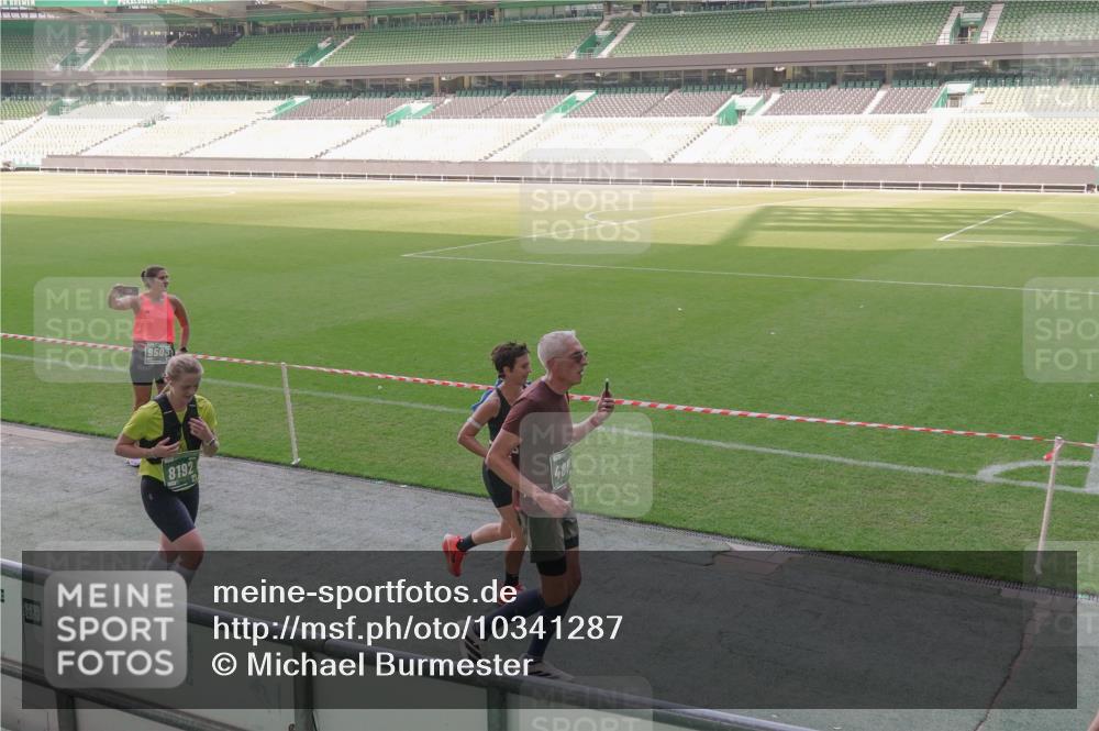 13.09.2026 - 21. swb-Marathon Bremen Michael Burmester http://msf.ph/oto/10341287 13.09.2026 13:22:51 Laufen im Stadion 128, 160, 211, 258, 343, 351, 434, 441, 533, 571, 601, 609, 708, 851, 892, 1060, 1094, 1157, 1178, 1259, 1331, 1344, 1417, 1518, 1657, 1669, 1691, 1729, 1746, 1788, 1883, 2213, 2290, 2433, 2475, 2504, 2526, 2619, 2632, 2652, 2660, 2685, 2711, 2828, 2936, 2964, 2968, 2995, 3022, 3034, 3225, 3252, 3282, 3292, 3347, 3351, 3395, 3423, 3447, 3505, 3530, 3559, 3682, 3727, 3770, 3784, 3819, 4020, 4054, 4231, 4406, 4407, 4431, 4466, 4467, 4584, 1506 meine-sportfotos.de