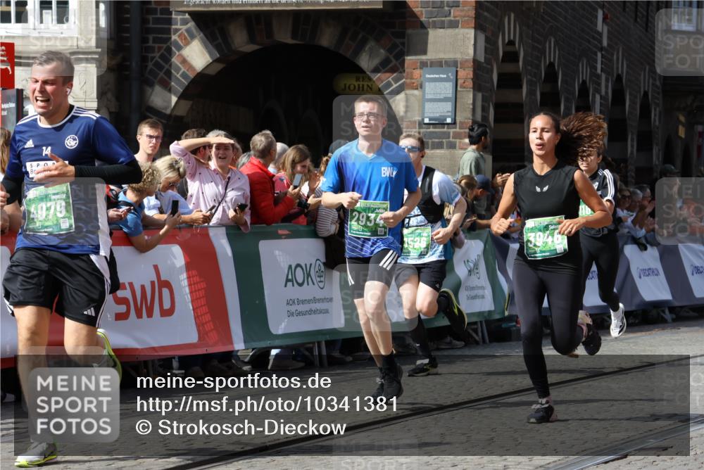 13.09.2026 - 21. swb-Marathon Bremen Strokosch-Dieckow http://msf.ph/oto/10341381 13.09.2026 13:31:58 Ziel 310, 922, 1600, 3115, 3239, 3244, 3278, 3579, 3858, 3859, 3989, 4164, 4258, 4273, 4692, 4889, 4998, 5158, 5363, 5426, 5899, 6039, 6062, 6100, 6193, 6213, 6354, 6581, 6602, 6971, 7032, 7260, 7608, 7941, 7964, 8042, 8078, 8166, 8205, 8206, 8239, 8364, 8495, 8522, 9033, 9155, 9293, 9568, 9903, 9914, 13151, 2310, 2934, 3946, 4566, 4797, 5628, 6116, 6475, 7182, 7526, 7818, 8610, 9394, 9640, 13182 meine-sportfotos.de