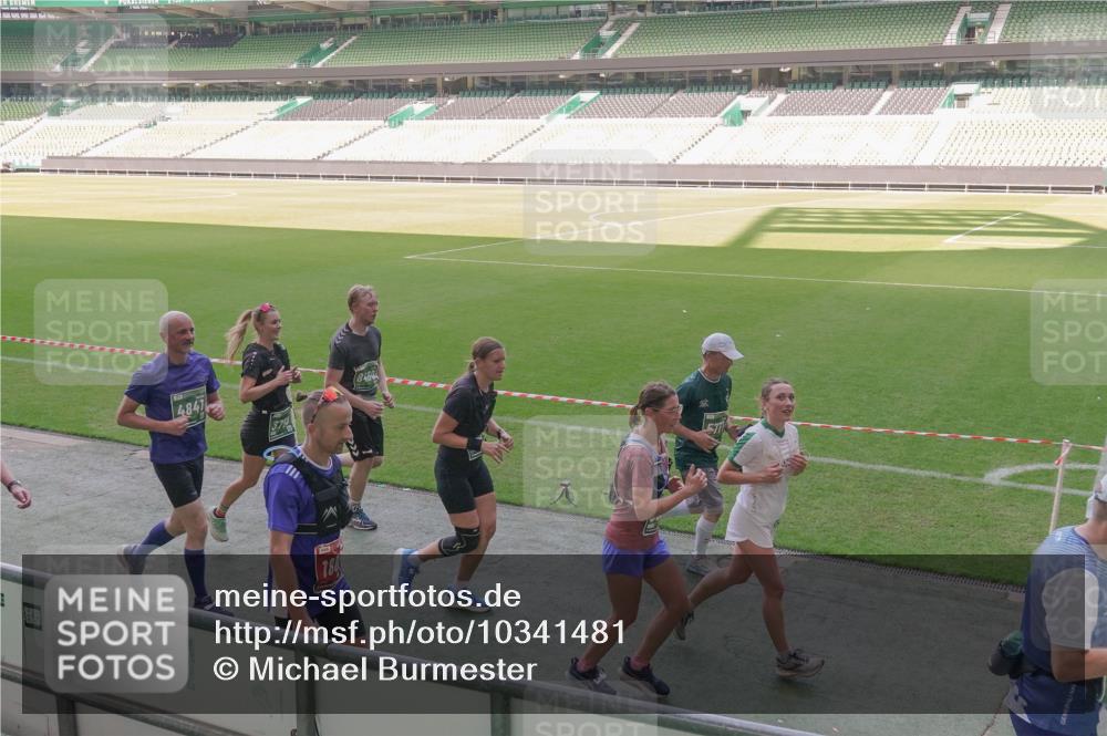 13.09.2026 - 21. swb-Marathon Bremen Michael Burmester http://msf.ph/oto/10341481 13.09.2026 13:23:21 Laufen im Stadion 128, 137, 160, 182, 211, 324, 343, 434, 533, 571, 609, 708, 721, 743, 892, 1157, 1178, 1259, 1273, 1331, 1597, 1598, 1657, 1669, 1691, 1746, 1788, 1883, 1944, 2213, 2252, 2286, 2290, 2433, 2445, 2465, 2475, 2495, 2503, 2504, 2526, 2619, 2632, 2660, 2685, 2711, 2768, 2936, 2964, 2968, 3252, 3282, 3288, 3289, 3292, 3312, 3347, 3351, 3364, 3395, 3423, 3447, 3505, 3530, 3559, 3682, 3727, 3770, 3784, 3819, 4020, 4054, 4231, 4406, 4407, 4431, 4466, 4467, 4584, 1506 meine-sportfotos.de