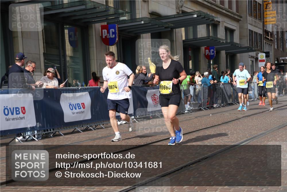 13.09.2026 - 21. swb-Marathon Bremen Strokosch-Dieckow http://msf.ph/oto/10341681 13.09.2026 11:07:47 Ziel 10135, 10139, 10188, 10404, 10493, 10660, 10767, 10793, 10851, 10859, 11032, 11044, 11263, 11378, 11404, 11659, 11831, 11833, 11958, 12024, 12031, 12066, 12160, 12248, 12325, 12384, 12389, 10138, 10279, 10280, 10363, 10364, 10501, 10505, 10580, 10595, 10661, 10674, 10830, 10871, 10907, 10935, 10937, 11037, 11223, 11515, 11643, 11767, 11899, 11924, 11934, 12024, 12097, 12167, 12168, 12194, 12210, 12277, 12307, 12511, 12512 meine-sportfotos.de