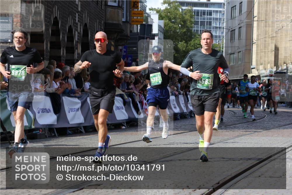13.09.2026 - 21. swb-Marathon Bremen Strokosch-Dieckow http://msf.ph/oto/10341791 13.09.2026 13:27:00 Ziel 1368, 2779, 3526, 3852, 3893, 4077, 4441, 4598, 5054, 5937, 6289, 6375, 6548, 6580, 8112, 9260, 9551, 13097, 1493, 1494, 2454, 3273, 4121, 4397, 4558, 4563, 6776, 7072, 7849, 8219, 9159, 9343, 9511, 9854, 9878, 10112, 10113 meine-sportfotos.de