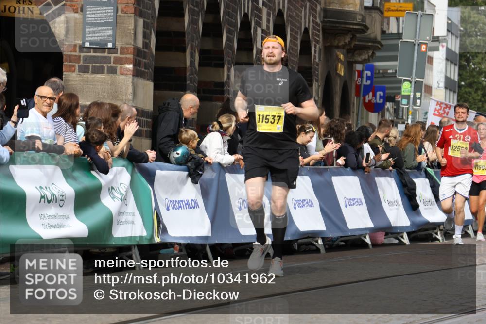 13.09.2026 - 21. swb-Marathon Bremen Strokosch-Dieckow http://msf.ph/oto/10341962 13.09.2026 10:51:16 Ziel 10200, 10537, 11076, 11087, 11170, 11339, 11625, 11626, 11961, 12004, 12070, 12179, 12303, 12351, 12407, 12560, 10334, 10381, 10544, 10763, 10825, 10862, 10887, 10984, 11145, 12051, 12424, 12548, 13631 meine-sportfotos.de