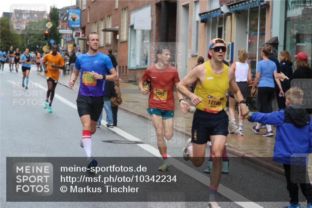 13.09.2026 - Kiel Lauf Markus Tischler http://msf.ph/oto/10342234 13.09.2026 11:28:56 Fleethörn 1126, 38, 2562, 38, 12196 meine-sportfotos.de