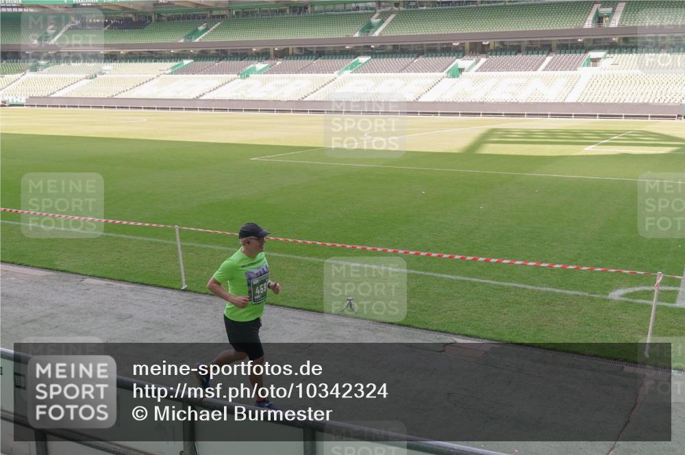 13.09.2026 - 21. swb-Marathon Bremen Michael Burmester http://msf.ph/oto/10342324 13.09.2026 13:25:31 Laufen im Stadion 202, 213, 294, 505, 530, 543, 548, 645, 723, 739, 752, 815, 818, 966, 1283, 1410, 1443, 1459, 1463, 1471, 1487, 1491, 1504, 1515, 1530, 1561, 1618, 1744, 1828, 1830, 1944, 1953, 2058, 2059, 2095, 2211, 2267, 2271, 2298, 2308, 2312, 2323, 2354, 2382, 2384, 2483, 2497, 2506, 2508, 2554, 2558, 2571, 2591, 2644, 2656, 2675, 2752, 2762, 2776, 2833, 2878, 2896, 2970, 2981, 3005, 3047, 3062, 3097, 3142, 3172, 3211, 3259, 3298, 3306, 3312, 3329, 3359, 3381, 3390, 3433, 3851 meine-sportfotos.de