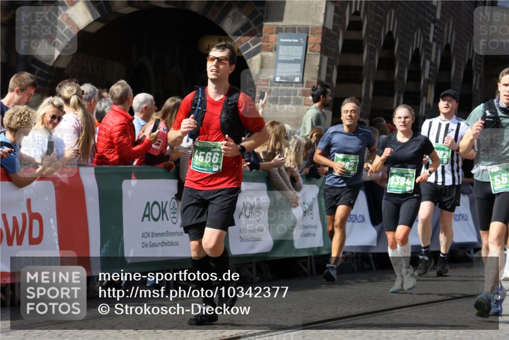 13.09.2026 - 21. swb-Marathon Bremen Strokosch-Dieckow http://msf.ph/oto/10342377 13.09.2026 13:32:07 Ziel 310, 578, 846, 3115, 3205, 3239, 3244, 3278, 3858, 3989, 4030, 4164, 4998, 5158, 5325, 5363, 5426, 5899, 6062, 6100, 6193, 6213, 6354, 6602, 7242, 7260, 7608, 7790, 7941, 7964, 8048, 8078, 8166, 8206, 8247, 8970, 9016, 9033, 9188, 9568, 9785, 9914, 13151, 13231, 287, 1369, 2910, 3402, 3441, 3650, 3922, 4057, 4471, 4566, 4655, 4835, 5628, 6258, 6475, 6857, 6875, 7150, 7182, 7553, 7572, 7818, 8632, 9198, 9283, 9394, 9779, 13029, 13182 meine-sportfotos.de
