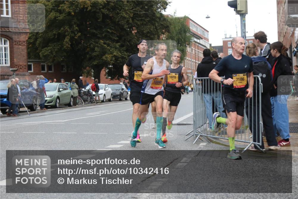 13.09.2026 - Kiel Lauf Markus Tischler http://msf.ph/oto/10342416 13.09.2026 11:30:21 Fleethörn 1252, 10040, 1970, 1, 39, 7186 meine-sportfotos.de