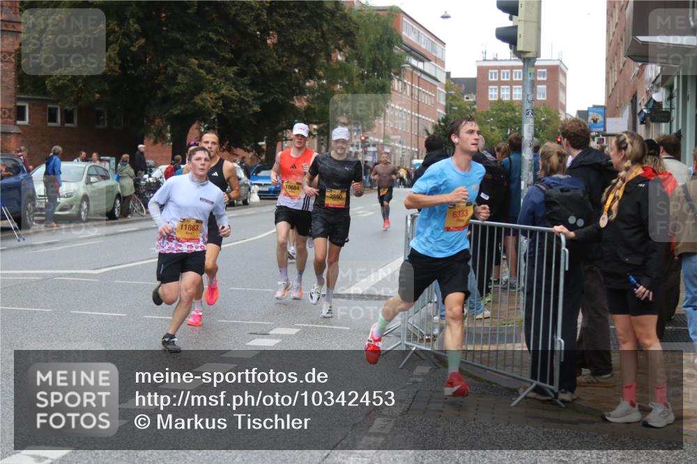 13.09.2026 - Kiel Lauf Markus Tischler http://msf.ph/oto/10342453 13.09.2026 11:30:36 Fleethörn 11863, 10684, 2890, 6333 meine-sportfotos.de