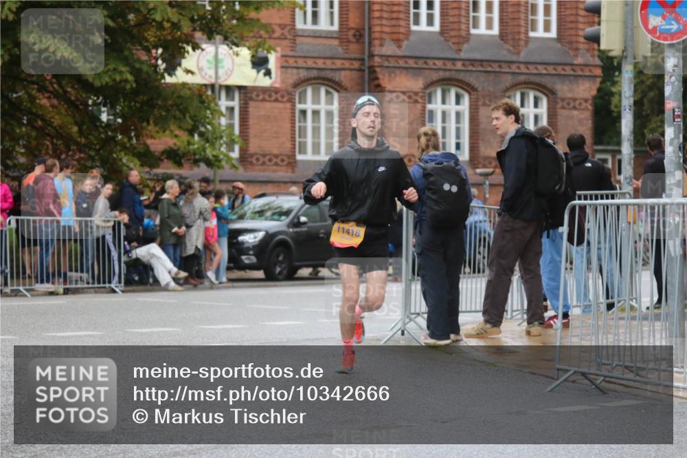 13.09.2026 - Kiel Lauf Markus Tischler http://msf.ph/oto/10342666 13.09.2026 11:32:20 Fleethörn 11418 meine-sportfotos.de