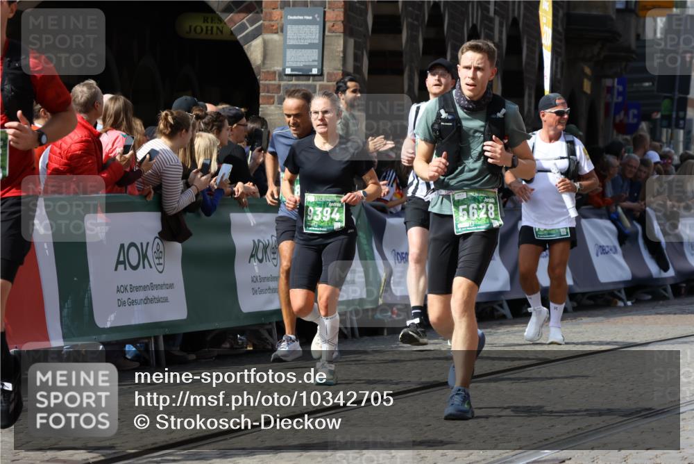 13.09.2026 - 21. swb-Marathon Bremen Strokosch-Dieckow http://msf.ph/oto/10342705 13.09.2026 13:32:08 Ziel 310, 578, 846, 3115, 3205, 3239, 3244, 3278, 3858, 3989, 4030, 4164, 4998, 5158, 5325, 5363, 5426, 5899, 6062, 6100, 6193, 6213, 6354, 6602, 7242, 7260, 7608, 7790, 7941, 7964, 8048, 8078, 8166, 8206, 8247, 8970, 9016, 9033, 9188, 9568, 9785, 9914, 13151, 13231, 287, 1369, 2910, 3402, 3441, 3650, 3922, 4057, 4471, 4566, 4655, 4835, 5628, 6258, 6475, 6781, 6857, 6875, 6900, 7150, 7182, 7553, 7572, 7818, 8632, 9198, 9283, 9394, 9719, 9779, 13029, 13182 meine-sportfotos.de