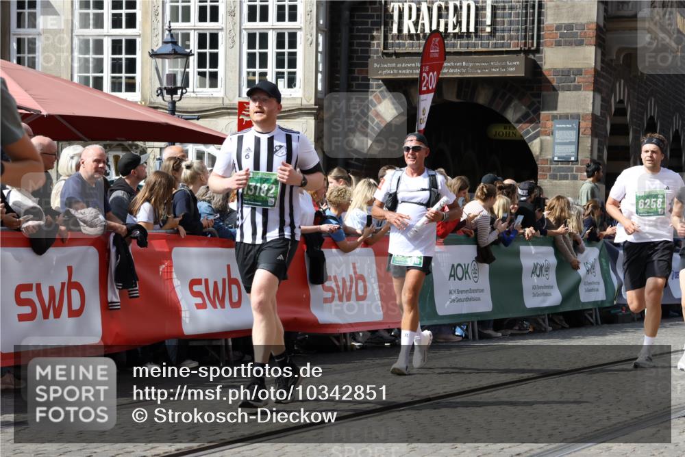 13.09.2026 - 21. swb-Marathon Bremen Strokosch-Dieckow http://msf.ph/oto/10342851 13.09.2026 13:32:12 Ziel 578, 846, 2934, 3115, 3205, 3239, 3244, 3278, 3946, 3989, 4030, 4164, 4979, 4998, 5158, 5325, 5363, 5899, 6062, 6100, 6116, 6193, 6213, 6354, 6602, 7242, 7260, 7526, 7790, 7964, 8048, 8078, 8166, 8206, 8247, 8610, 8970, 9016, 9033, 9188, 9568, 9640, 9785, 9914, 13151, 13231, 287, 1369, 2910, 3402, 3441, 3650, 3922, 4057, 4263, 4471, 4655, 4835, 5281, 6258, 6475, 6518, 6781, 6857, 6875, 6900, 7150, 7553, 7572, 8632, 9040, 9151, 9198, 9283, 9719, 9779, 13029, 13182, 13208 meine-sportfotos.de