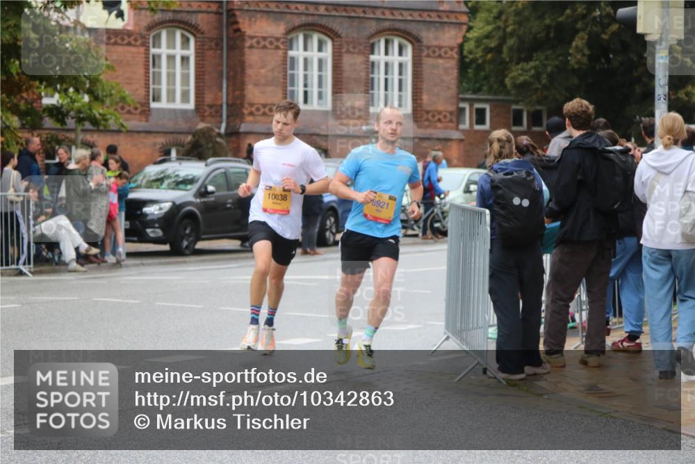 13.09.2026 - Kiel Lauf Markus Tischler http://msf.ph/oto/10342863 13.09.2026 11:33:40 Fleethörn 800, 10038, 8921 meine-sportfotos.de