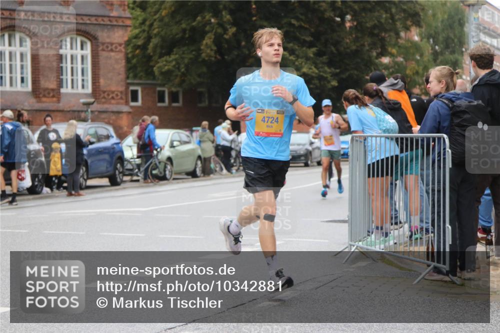 13.09.2026 - Kiel Lauf Markus Tischler http://msf.ph/oto/10342881 13.09.2026 11:33:49 Fleethörn 411, 200, 4724 meine-sportfotos.de