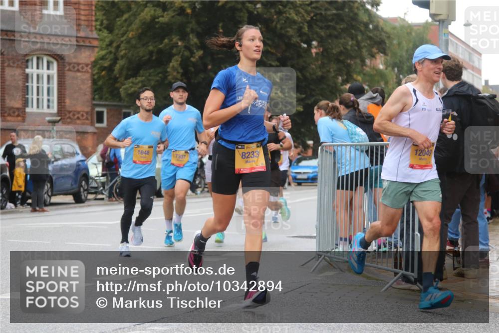 13.09.2026 - Kiel Lauf Markus Tischler http://msf.ph/oto/10342894 13.09.2026 11:33:54 Fleethörn 1048, 7307, 1980, 8233, 12049 meine-sportfotos.de