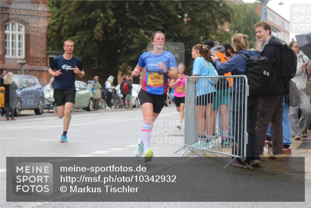13.09.2026 - Kiel Lauf Markus Tischler http://msf.ph/oto/10342932 13.09.2026 11:34:02 Fleethörn 5681 meine-sportfotos.de